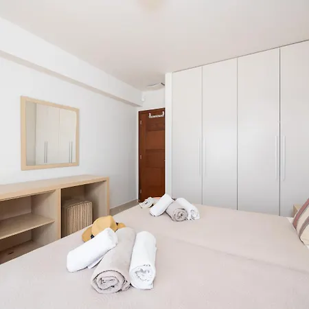 Villa Blue Wave Tria Gennadi