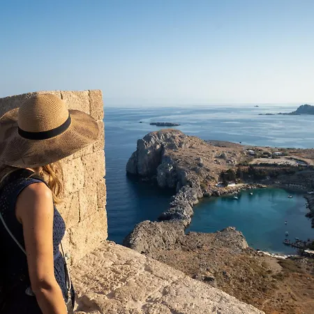 Blue Wave Tria Villa *