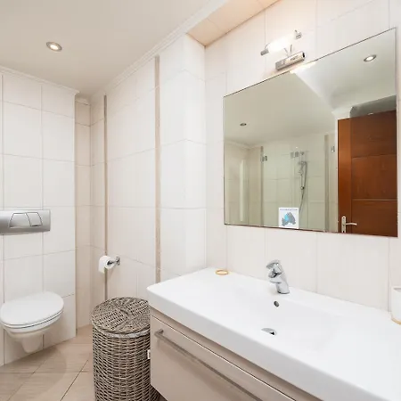 Blue Wave Tria Gennadi