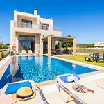 ヴィラ Blue Wave Tria