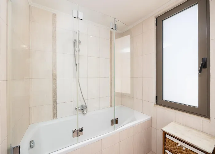 Blue Wave Tria Villa Gennadi